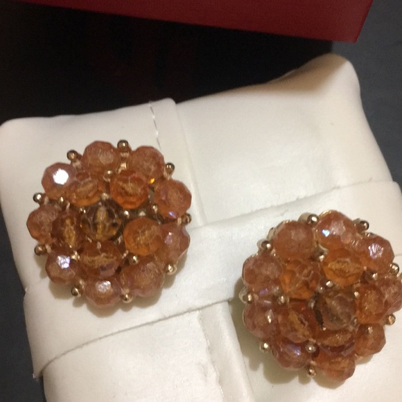 Beautiful earring - Picture 4 of 4